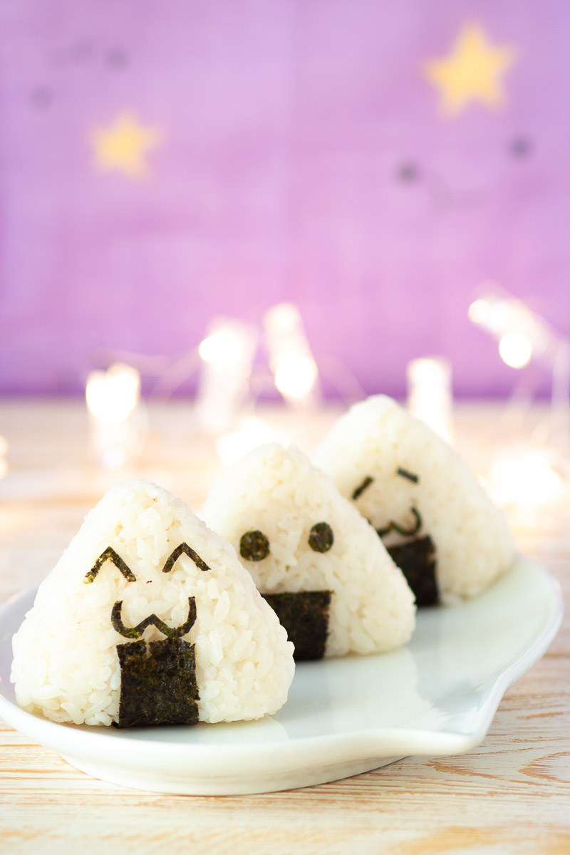 Vegan onigiri with smoked 